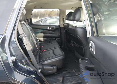 2016 Nissan Pathfinder Sl z USA, uszkodzony, nr VIN 5N1AR2MN0GC656201